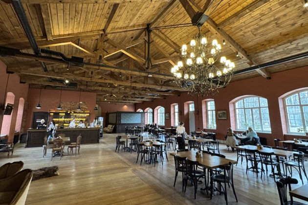 Виды Роскошь усадьбы князей Куракиных — Иосифо-Волоцкий монастырь