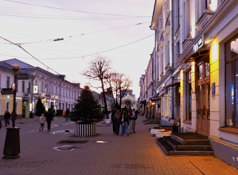 Огни небольшого города: вечерняя экскурсия по Ярославлю — фото 13