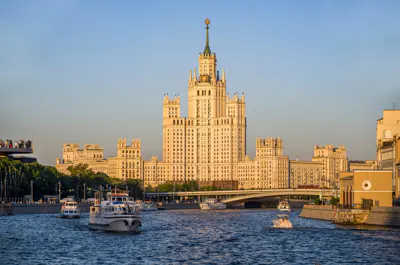 Северный Экспресс от причала «Киевский» до парка Зарядье