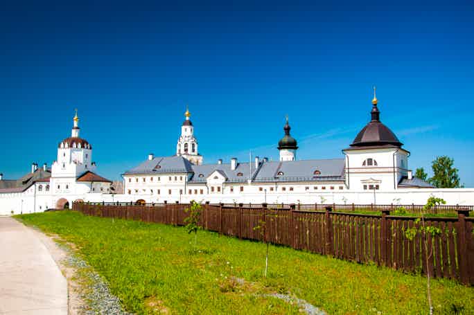 Экскурсия в Свияжск и Раифский монастырь на теплоходе