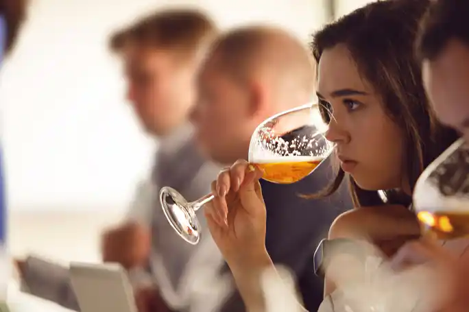 «Напитки с историей»: тур по пивоваренному заводу «Бавария» с дегустацией