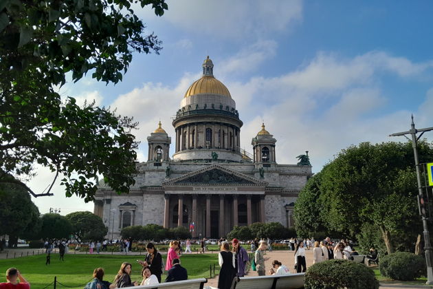 Истоки власти в России. Политика на сцене Петербурга