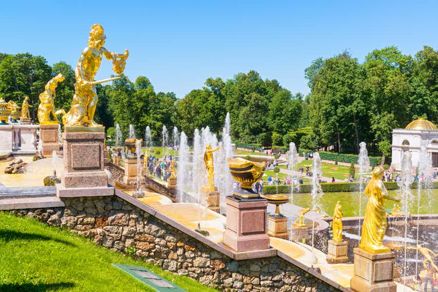 Автобусный тур в Царское Село и Петергоф - фото 1