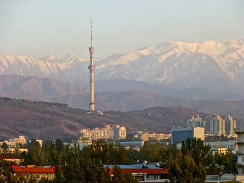 Обзорная экскурсия по центру Алматы в мини-группе