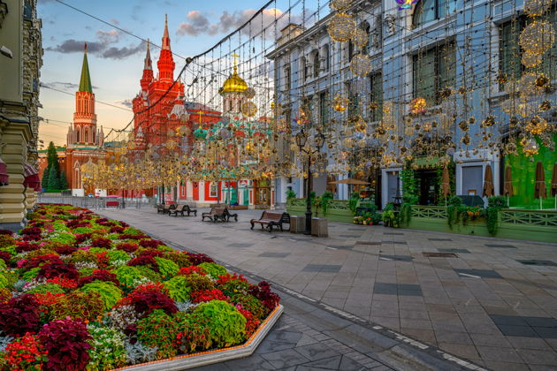 Виды Блеск и нищета Никольской