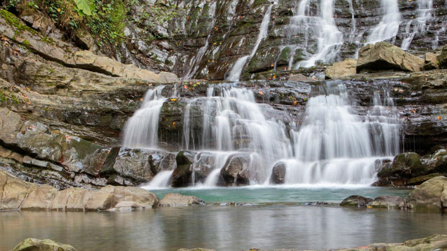 33 водопада и настоящее кавказское застолье