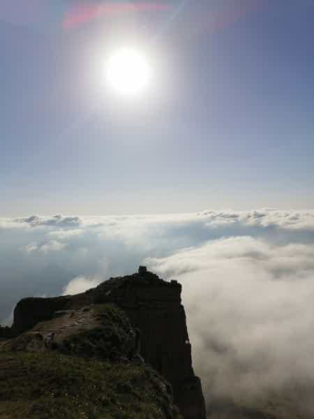 Плато Бермамыт: лучший вид на Эльбрус и Кавказский хребет  - фото 1