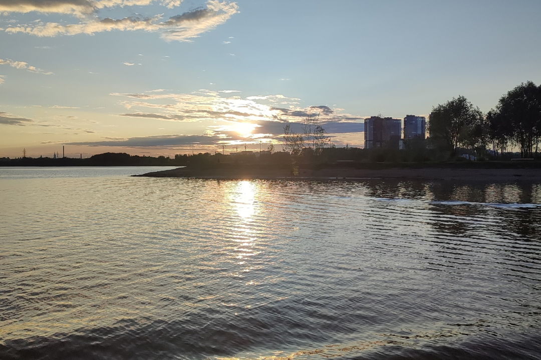 Вечерняя прогулка на теплоходе по Волге с живой музыкой — фото 4