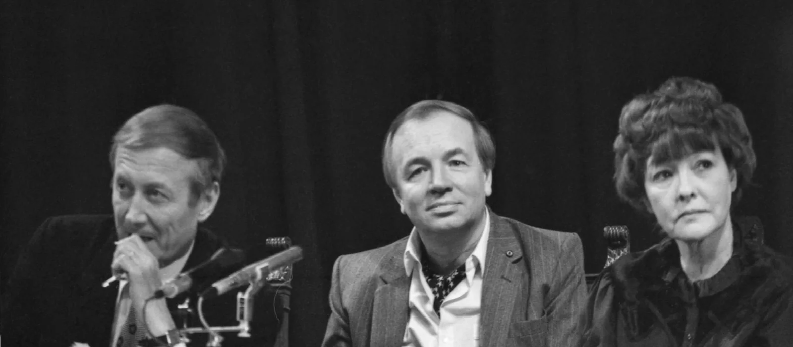 Евгений Евтушенко: жизнь, поэзия и эпоха шестидесятников — экскурсия, Москва, Россия | Покатаем
