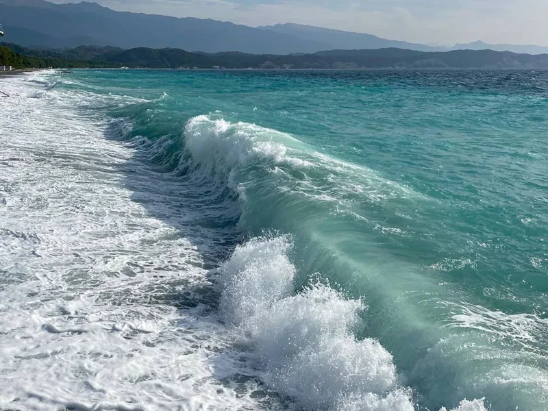 Путешествие на лучший пляж Чёрного моря в Пицунде — фото 5, Адлер | Покатаем