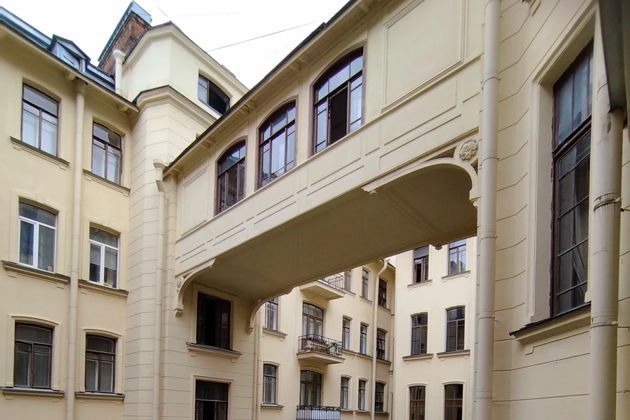 Виды Дворы и парадные: легендарная квартира в доме Бака и секреты Чернышевской