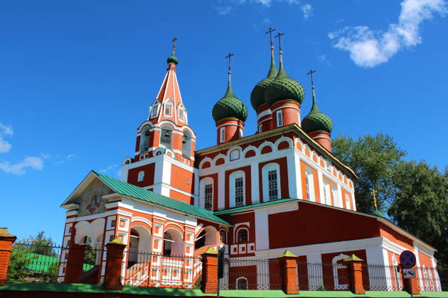 Пешеходная прогулка по древнему Ярославлю