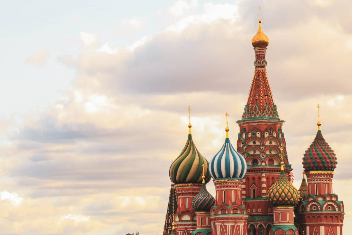 Пешеходная экскурсия «Красная площадь — сердце Москвы с чаепитием в легендарном ГУМе»