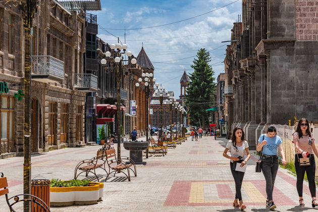 Виды Тур по городу Гюмри, дом-музей Дзитохцянц, церковь Мармашен