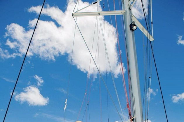 Виды Прогулка на катамаране к островам Майтон и Бамбу и закат в бухте Промтеп