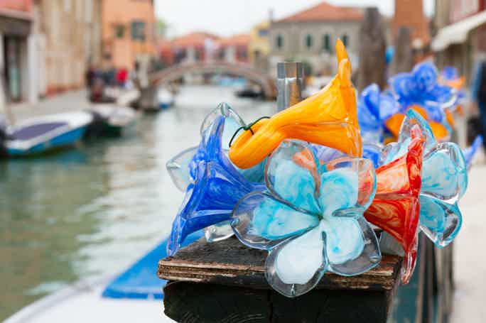 Burano and Murano: Shared Guided Tour & Glass Factory Visit