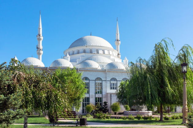 Виды Махачкала старинная и современная