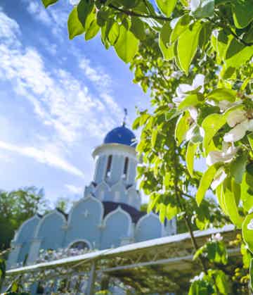 Посетить монастырь