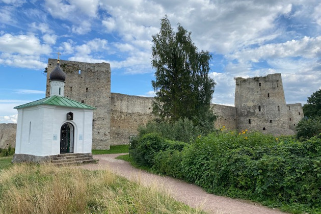 Железный град — Крепость «Изборск»