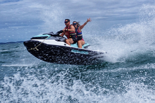 На гидроциклах по островам Пхукета: слоны, мангры и обезьяны