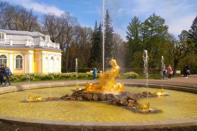 Петергоф-феерия брызг по задумке Петра. Обзорная экскурсия по Нижнему парку. — фото 2