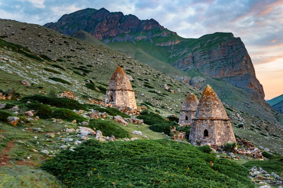 Безенгийский Язык Тролля, Верхняя Балкария и замок Шато-Эркен — фото 7