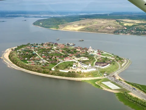 Великолепие острова-град Свияжск