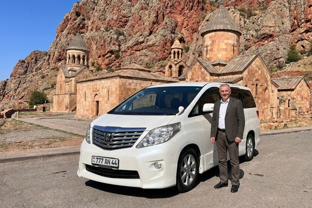 Трансфер Ереван - Тбилиси: от легкового авто до туристического автобуса