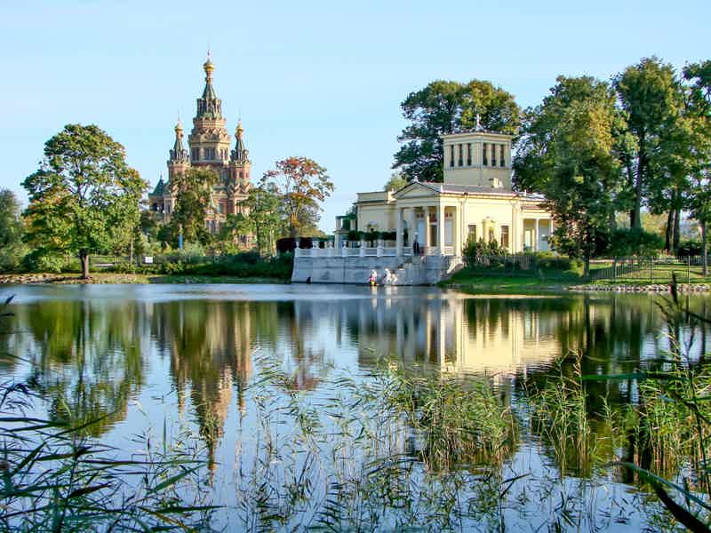 Экскурсия по Нижнему Парку Петергофа и Большому Дворцу в мини-группе - фото 4