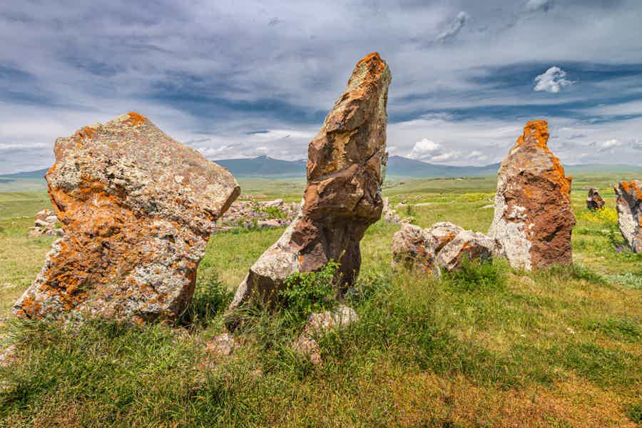 Открывая дальние уголки Армении — Сюник: Татев, Зорац Карер и Водопад Шаки - фото 1