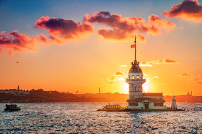 Bosphorus Dinner Cruise & Show with Private Table