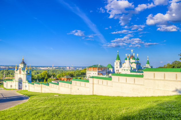 Панорамы древнего Нижнего: обзорная экскурсия и Печерский монастырь