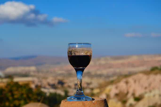 Необычная Каппадокия: вино, лепка из глины и Долина голубей