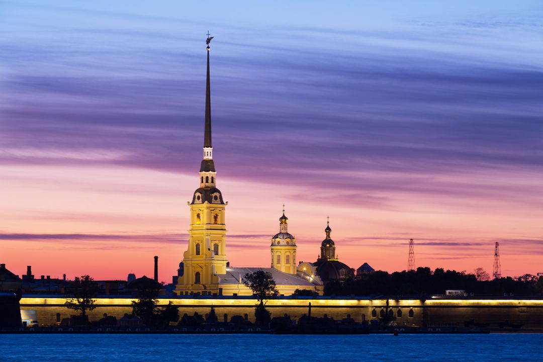По ночным рекам и каналам к разводным мостам Петербурга — фото 2