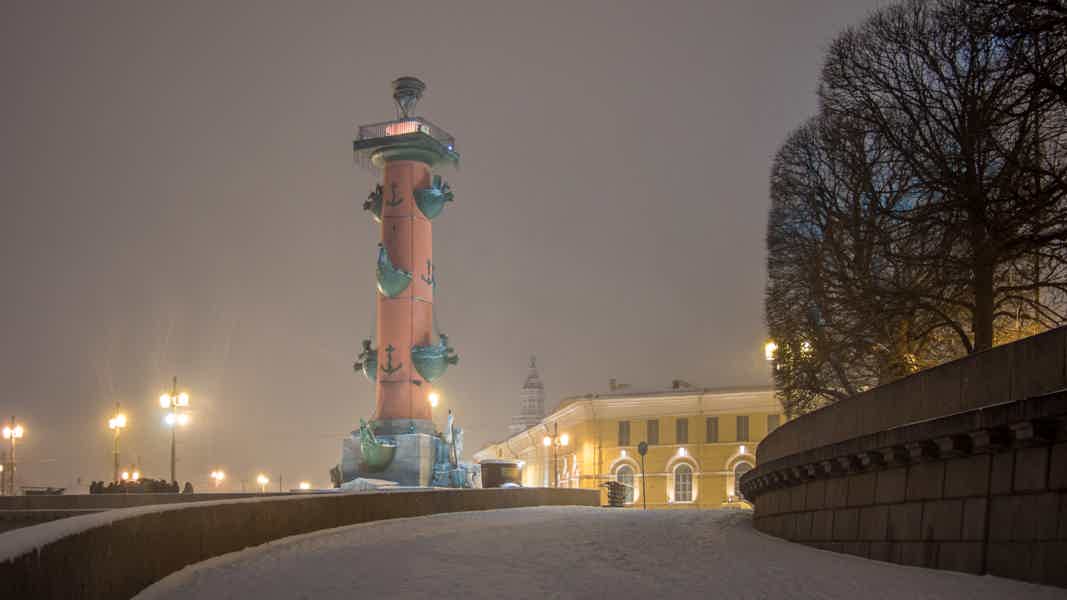 В свете фонарей: экскурсия по вечернему Петербургу - фото 3