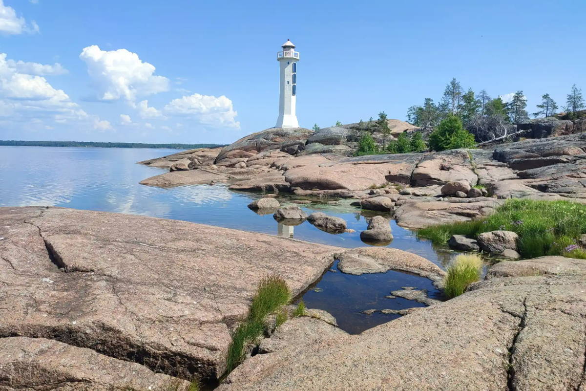 Морская прогулка по островам Выборгского залива