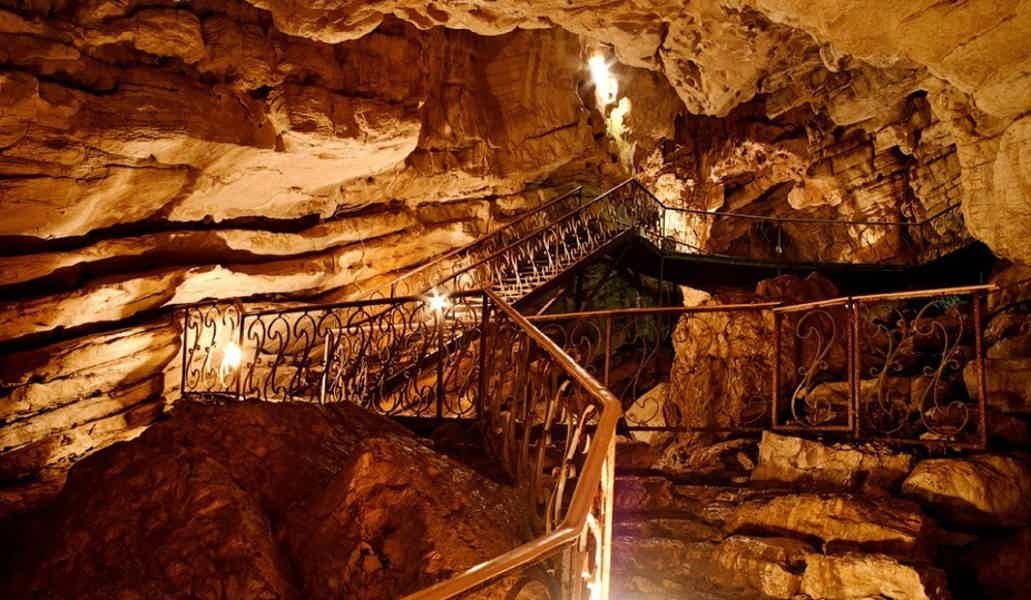«Воронцовские пещеры» — выездной тур из Адлера - фото 2