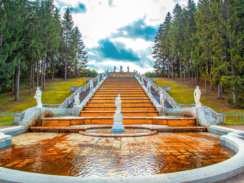 Пешеходная экскурсия по Петергофу