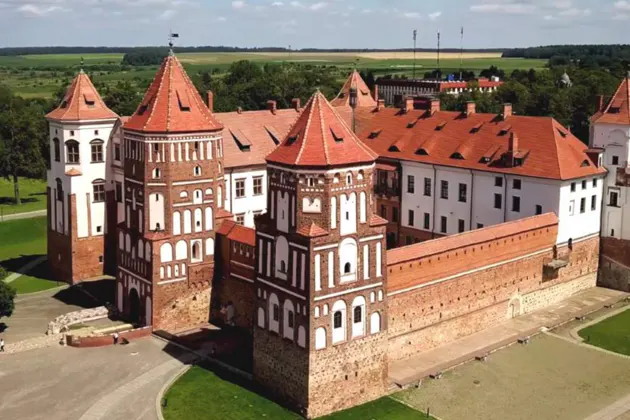 Трансфер в Несвижский и Мирский замок через Великое княжество «Сула» — фото 3