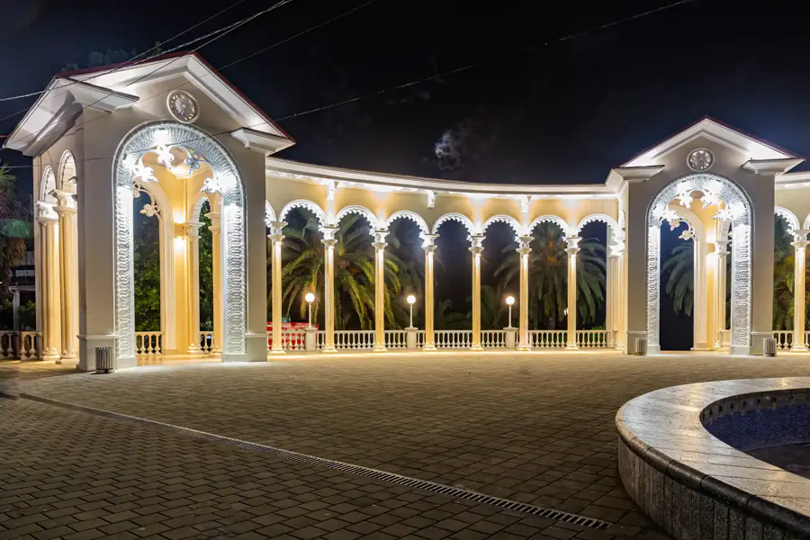 Вечерняя Гагра — фото 1