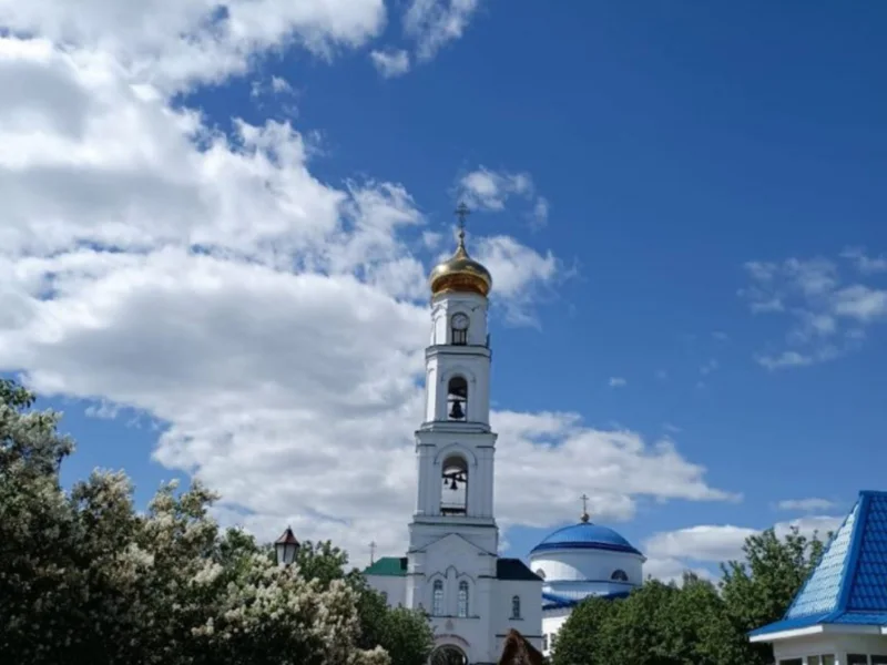 По окрестностям Казани: Свияжск, Раифа, Иннополис и Вселенский храм — фото 4, Казань | Покатаем