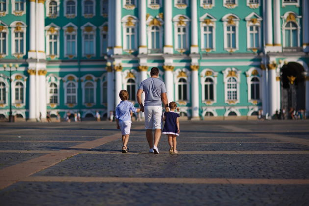 Детская обзорная экскурсия по Петербургу