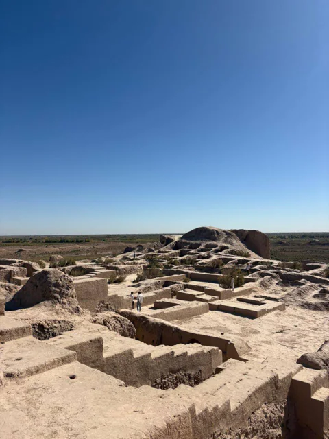 Тур на автомобиле в Аяз-кала, Тупрак-кала, Кизыл-кала из Хивы или наоборот