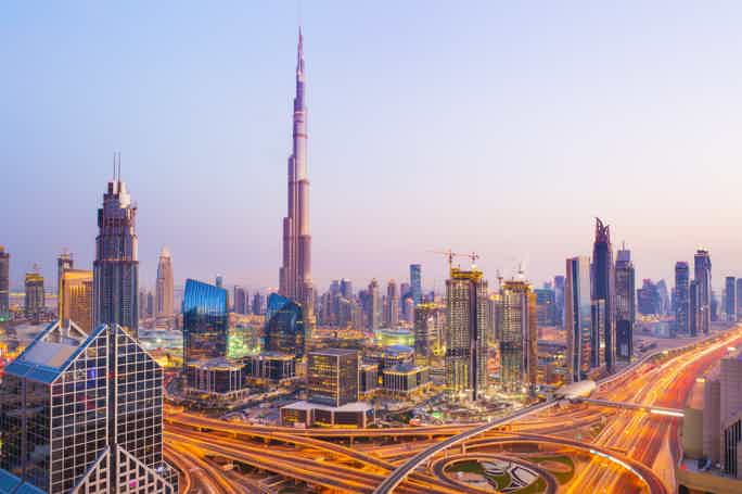 Тур в Дубай с подъемом на 124 этаж Бурдж Халифа из Абу-Даби