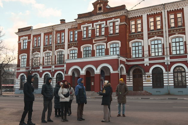 Город в городе — индивидуальная прогулка по промышленному району Ярославля