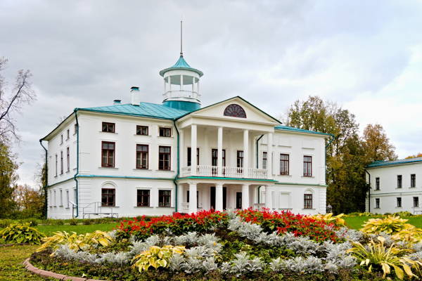 В гости к Некрасову — экскурсия в усадьбу «Карабиха» в мини-группе