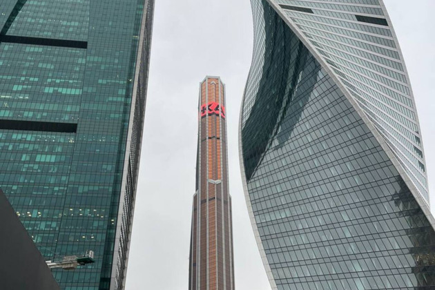 Терапия роскошью: индивидуальная прогулка по Москва-Сити