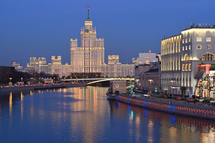 Экскурсия по вечерней Москве 