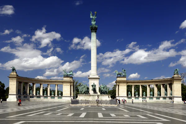 Beauty of Budapest - immersive sightseeing tour — photo 4, Budapest | Pokataem