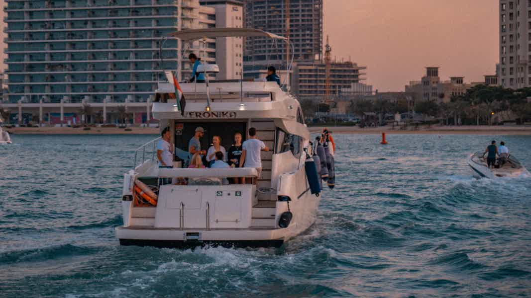 Dubai Marina Yacht Cruise w/ BBQ, Unlimited Drinks & DJ - photo 4